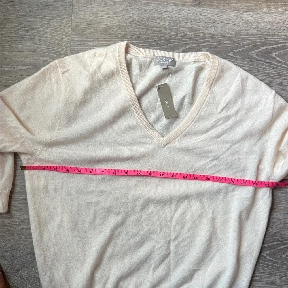 NEW J Crew Cashmere relaxed V-neck sweater XS